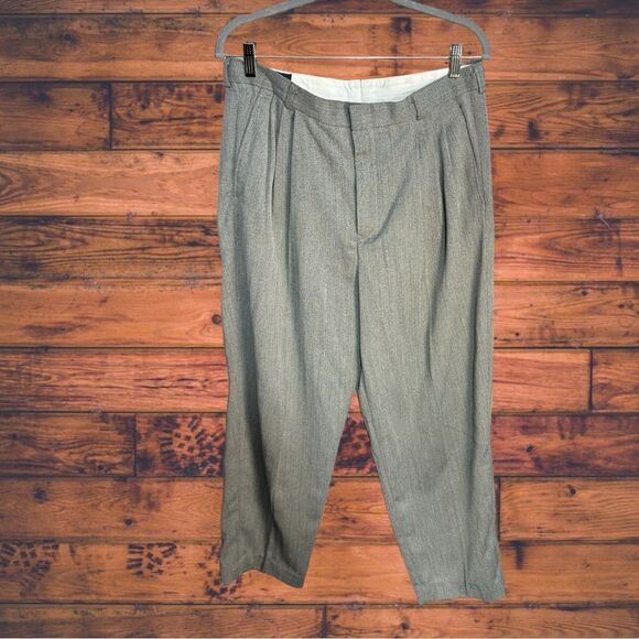 5 for $25🔥Cambridge Classics Grey Trouser Pants Size 33X30 - Picture 1 of 4